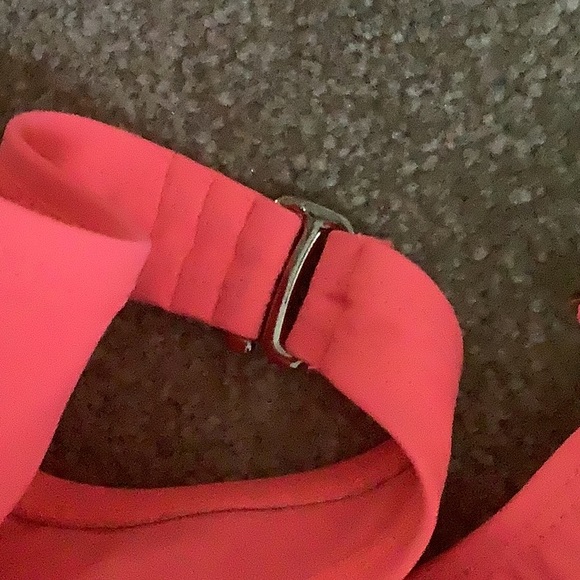 Hot pink bikini size 10/12 small C cup NWOT stretchy. Sexy gold balls on… - Picture 7 of 9